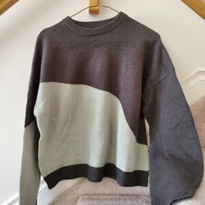 OAK + FORT Gray and Green Crewneck Sweater